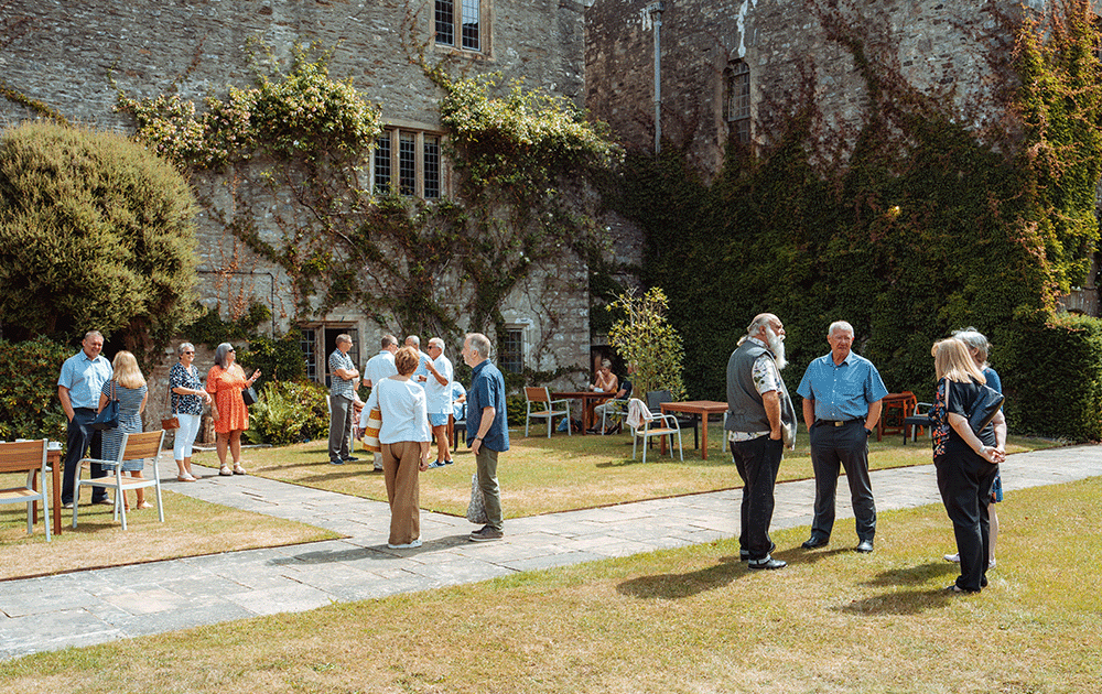 Dartington-gardens