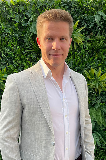 Tom Clark